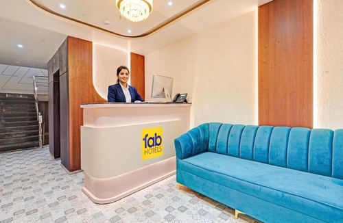 Varanasi Hotel | FabHotel Symphony Regency