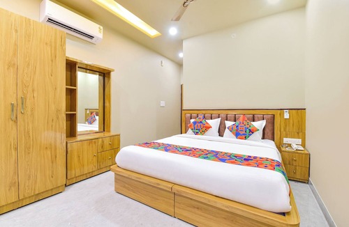 Amer Fort Road Hotel | FabHotel The Fort - Near Amber Palace