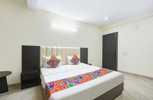Faridabad Hotel | Fabhotel The Grace I
