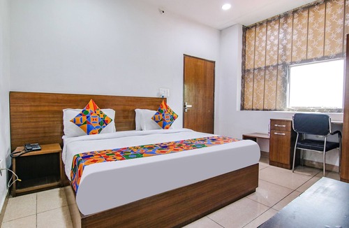 Shivalik Nagar Hotel | Fabhotel The Orient