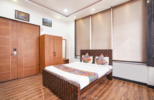 Mahmoorganj Hotel | FabHotel Villa De Benares - Nr Tulsi Manas Mandir