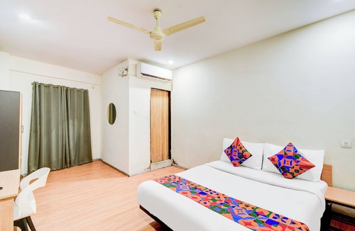 Dilsukhnagar Hotel | Fabhotel White Ridge Chaitanyapuri