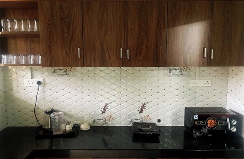 Benaulim Apartment | Fabulous 1-Bedroom Spacious Apartment with AC Near Benaulim Beach wifi parking