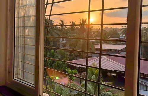 Bambolim Apartment | fabulous 2-bedroom apartment in Goa: Close to Bambolim Beach, and Grand Hyatt