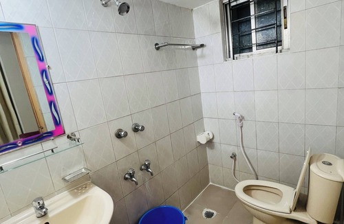 Uttara Apartment | Fabulous 9-bedroom apartment with AC in vibrant Dhaka
