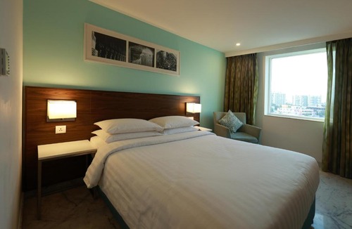 Thite Nagar Hotel | Fairfield by Marriott Pune Kharadi