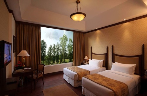 Sat Bari Hotel | FAIRLEY's HOTEL&RESORTS