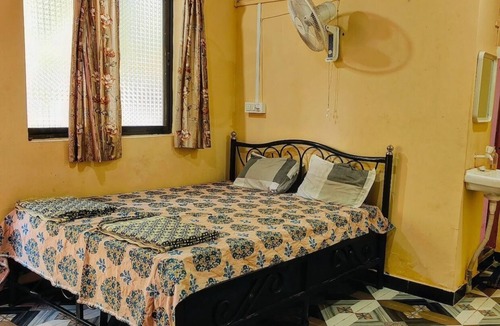 Malgund House | Family friendly homestay in forest just five minutes away from arabian ocean.