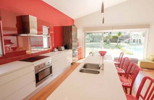 Pearl Beach House | Family friendly Pearly home with pool - your little slice of family paradise!