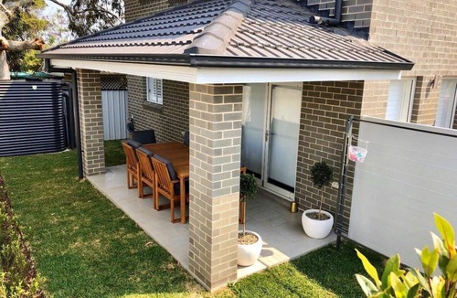 Shellharbour House | Family Getaway With LARGE Parent Retreat!