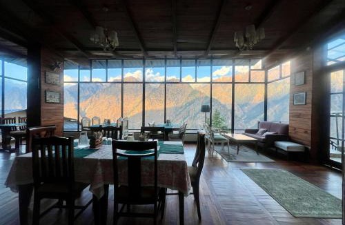 Gobind Dham Hotel | Faraway Cottages, Auli