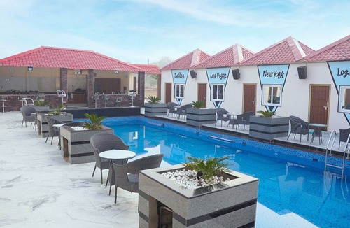 Bhongir House | Farmhouse and Partylawn