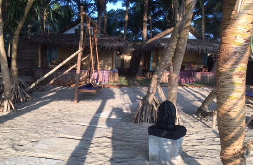 Palolem Cottage | Featuring 5 colourful beautiful wooden cottages