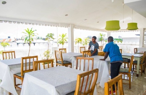 Stone Town House | Featuring free WiFi, Rooftop Cafe ,close to ferry terminal & City attractions 5