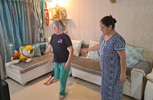 Thane West Apartment | Females only- Luxury room - Terrace flat- Breath in open air.