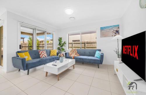 Schofields House | Five Bedrooms Near Schofields Station Direct Access to Sydney University & Parramatta