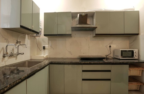 Bullawala Villa | Five Door Retreat 5BHK - Dehradun by Homeyhuts