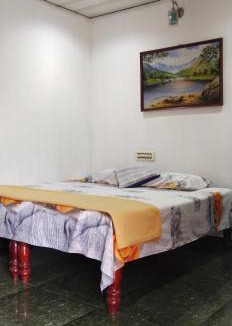 Kumily House | Floral Homestay
