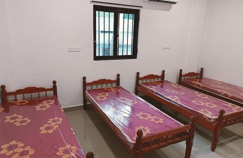 Edapalli Hostel | Florid home dormitory