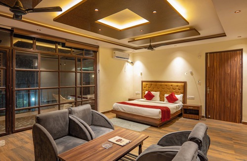 Dhikuli Hotel | Flying Sparrow Riverside Resort
