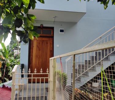 Karsiyang Apartment | Fog & Fern