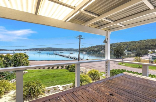 Pretty Beach Central Coast House | Footsteps to the Bay by HolidayCo.