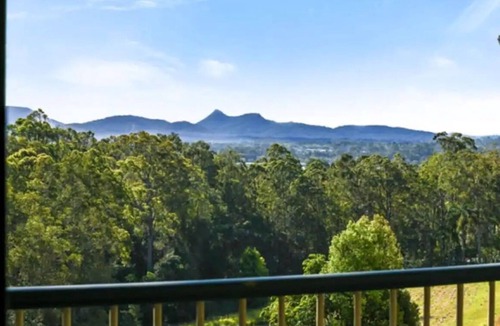 Parklands House | Forest abode gem near to beach!