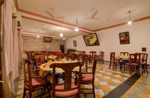 Alwar Hotel | Fort Dadhikar, Alwar