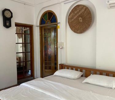 Kumbalam House | Fort Flora Homestay