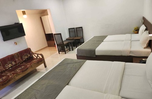 Maliwada Hotel | Fort View Resort