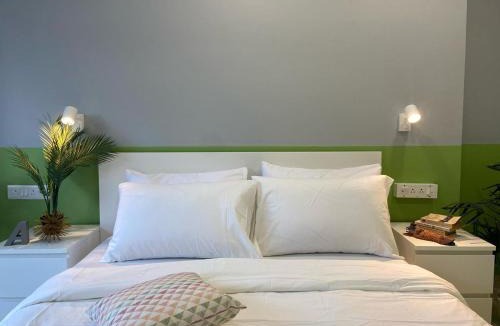 Bandra West Apartment | Fortune 603