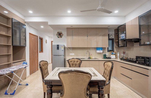 Saket Apartment | Fortune Home Service Apartment E-69,Saket Near Pvr Anupam,Max,Select city Mall