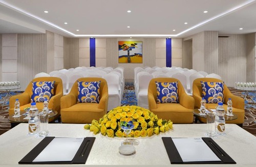 Vadodara Hotel | Fortune Inn Promenade, Vadodara - Member ITC Hotels' Group