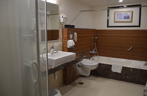 Dwaraka Nagar Hotel | Fortune Inn Sree Kanya, Visakhapatnam - Member ITC Hotels' Group