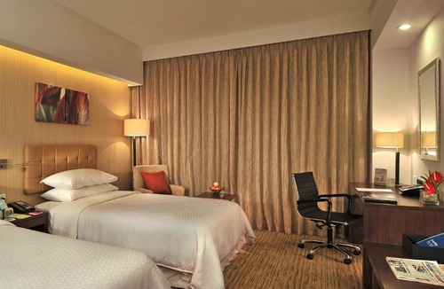Clover Park Hotel | Four Points by Sheraton Hotel and Serviced Apartments Pune