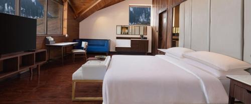 Sonamarg Hotel | Four Points by Sheraton Sonmarg Resort