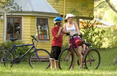 Mooloolah Valley House | Frangipani House ... special birthdays, family fun, bush retreats, celebrations