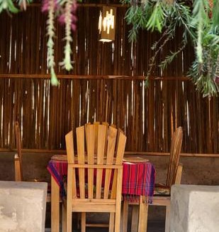 Arusha Bed & Breakfast | freedom inn
