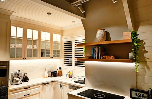 Freshwater Villa | Freshwater Pearl - a stunning luxury retreat, close to beaches and shops!