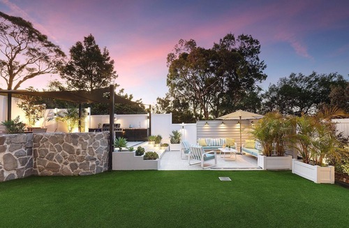 Freshwater Villa | Freshwater Pearl - a stunning luxury retreat, close to beaches and shops!