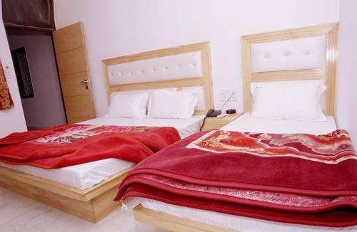 Paharganj Hostel | Friends Hostel by Backpackers Heaven- New Delhi Railway Station - Paharganj