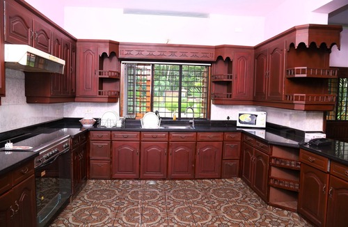 Ettumanoor House | Fully Furnished Luxury Home -Spacious Family Friendly House- in Kottayam