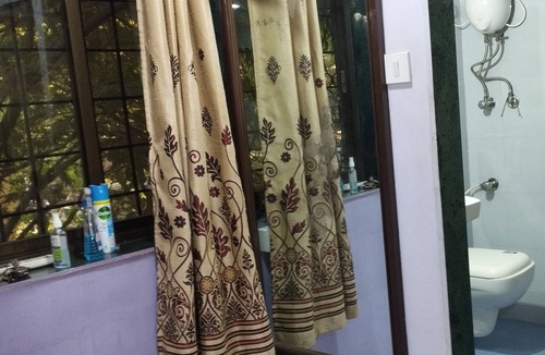 Chembur East Villa | Fully furnished Studio Apartment on second floor of Chembur Mumbai Bungalow