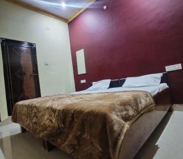 Datia Hotel | Gajanan Guest House