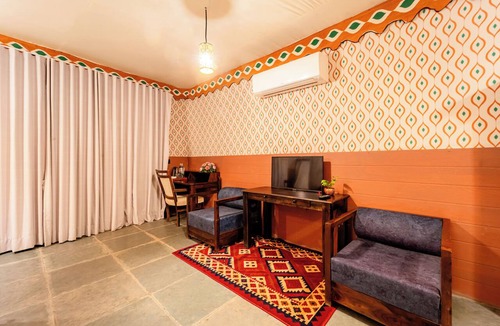 Manasa Hotel | Gandhisagar Forest Retreat