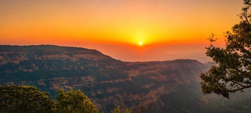 Matheran House | Garbat valley view Matheran