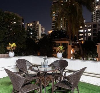 Goregaon West Villa | Garden Veil Luxury Villa By Spacez