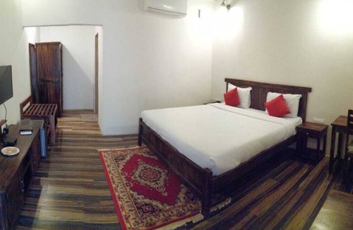 Nimaaj Resort | Garh Girvar Resort & Spa