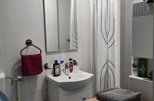Galati Apartment | Garsoniera țiglina 1