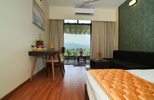 Mhsala Hotel | Gaurav Lords Resort Shrivardhan